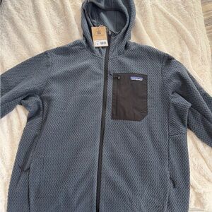 Patagonia Gray Jacket with Black Zippered Pocket